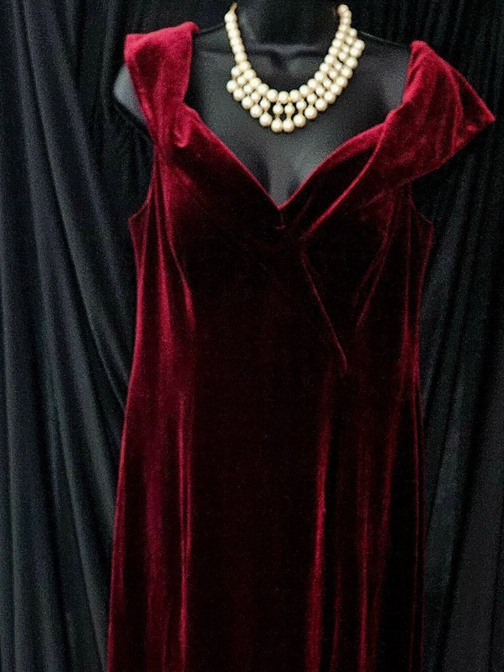 Burgandy Xscape Gala Dress Size 14